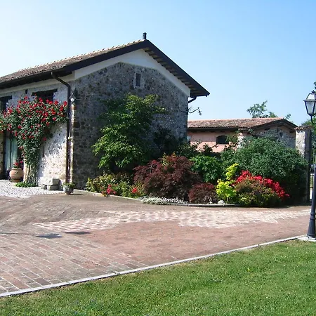Domus Magna Farm stay *